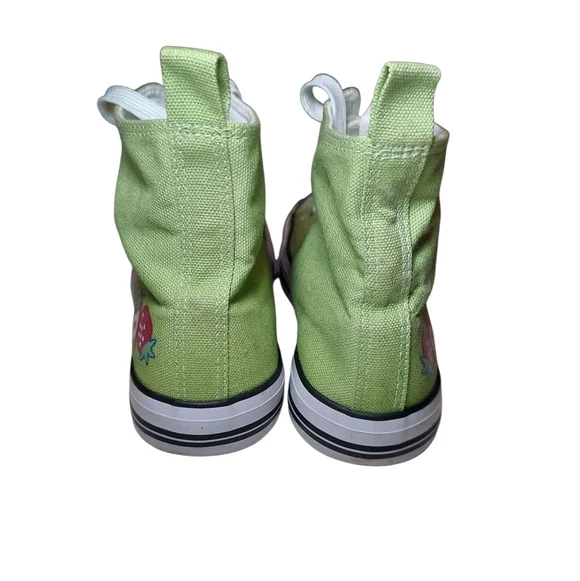 Hot Topic Strawberry Frog High-Top Sneakers - Picture 6 of 8